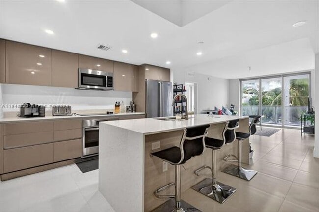 Photo - 13800 Highland Dr Unit 13800 Highland Dr  308