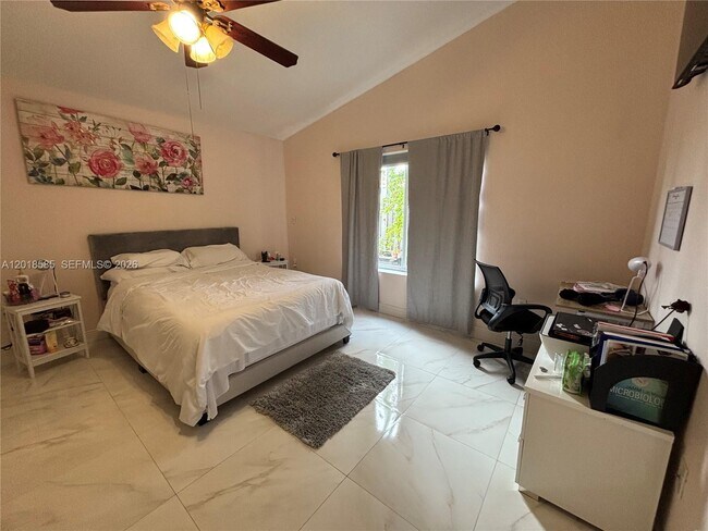 Photo - 16274 SW 71st Terrace