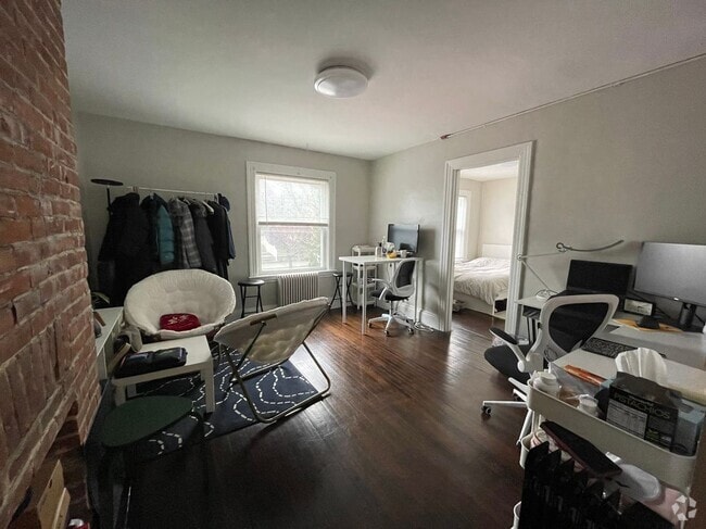 Building Photo - 41 S Angell St Rental