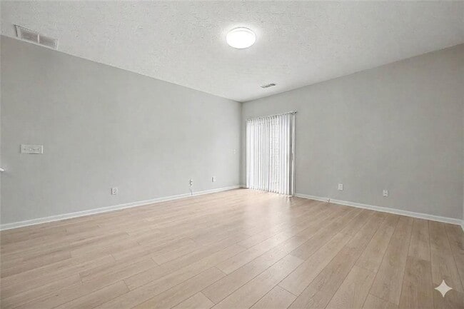 Photo - 1212 Penhurst Way