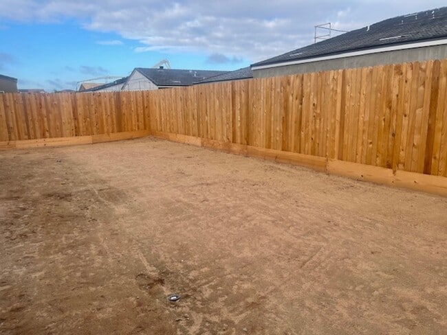 Photo - Spacious 3BR/2BA Home with Great Amenities in Madera!