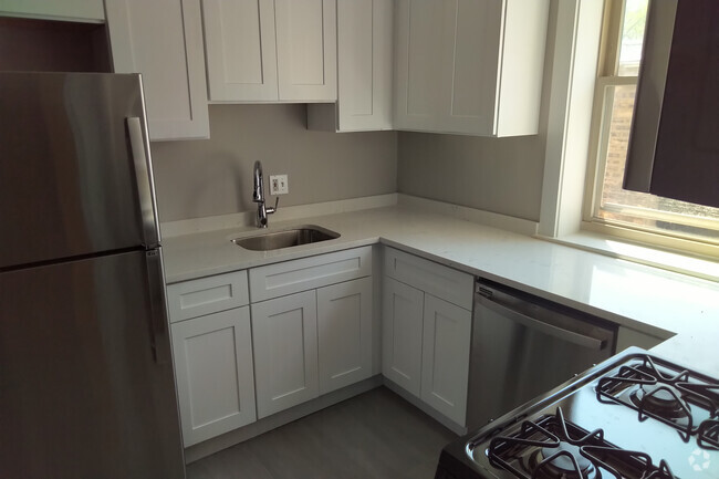 Building Photo - 2449 W Ardmore Ave Unit 1 Rental