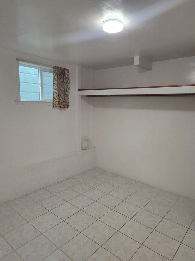 Photo - 253 Louisburg St Unit B