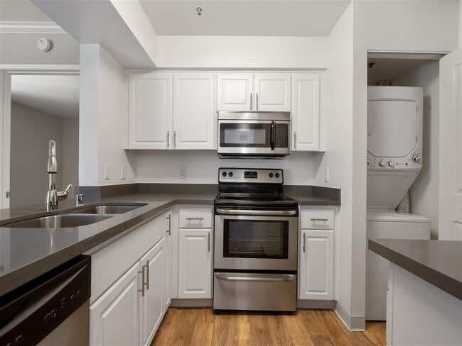 Photo - Mill Springs Park Apartment Homes