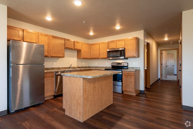2BR, 2BA - 2F