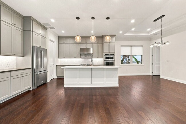 Building Photo - 10134 Royal Island Ct