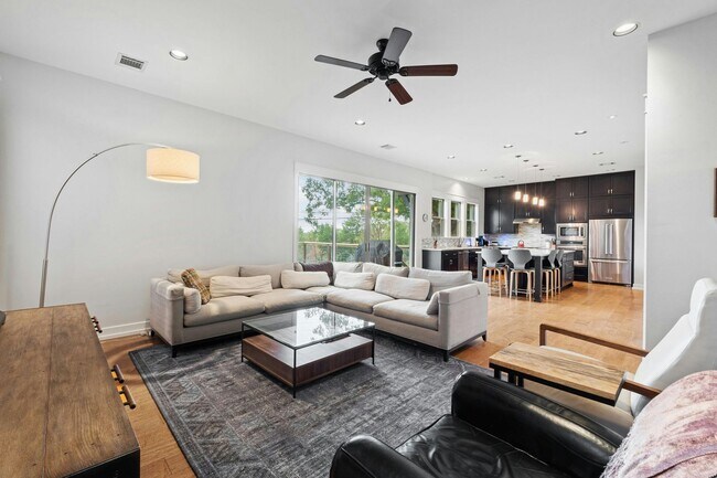 Photo - Beautiful 4-Bed Home in Highland Park West...