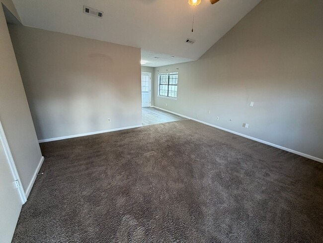 Photo - Ridgewood Subdivision Gem: 3-Bedroom Home with Fenced Yard.