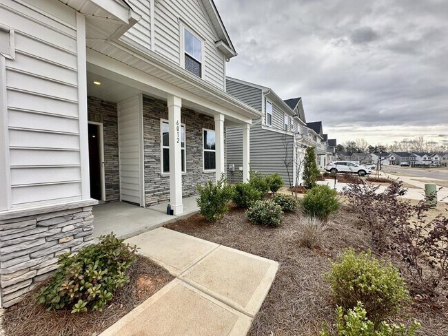 Photo - 6012 Chumbley Pt Rd