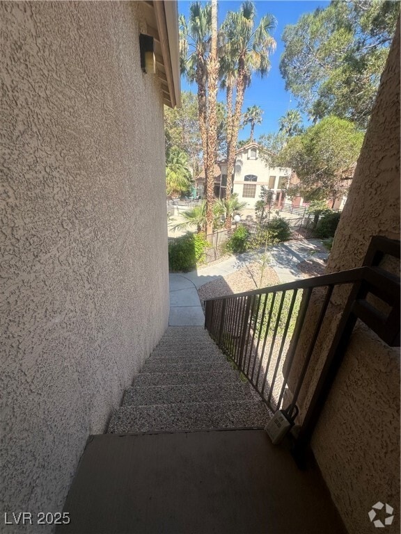 Building Photo - 1830 N Buffalo Dr Unit 2013 Rental
