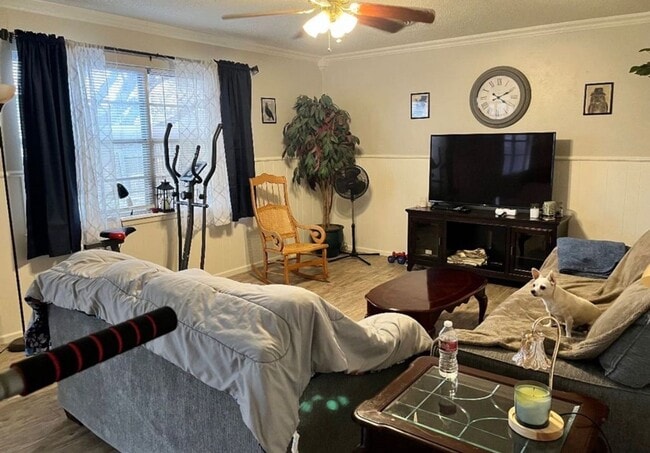 Photo - 3 Bedroom Available April 1st