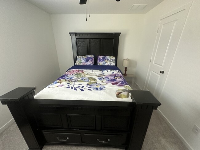 Building Photo - 905 Shady Oaks Dr Rental