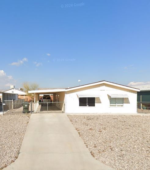 Photo - 847 Roadrunner Dr House