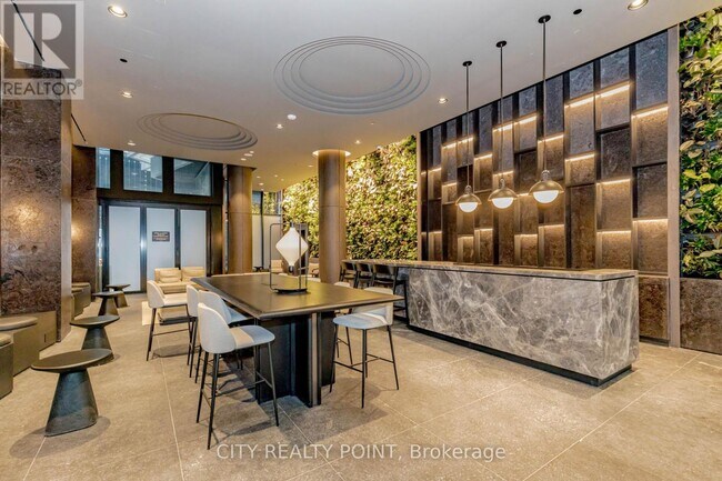 Photo - 120 Broadway Ave Unité 1612