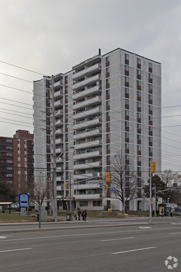 Westdale Apartments - Westdale Apartments