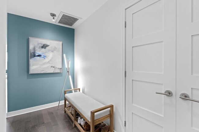 Photo - 199 Rue de la Rotonde Unit 906