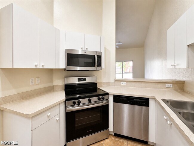 Photo - 509 NE 24th Pl
