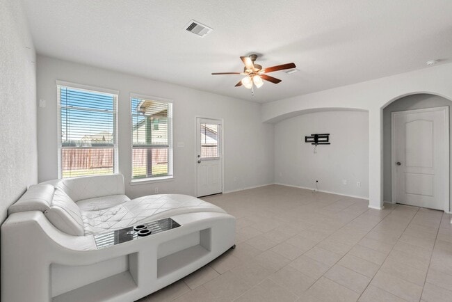 2306 Ocean Pass Ln