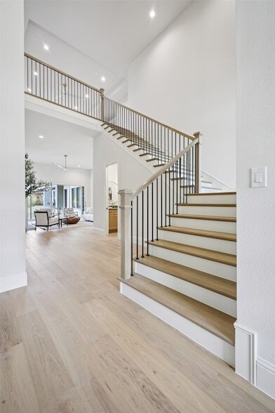 Photo - 3845 Van Ness Ln