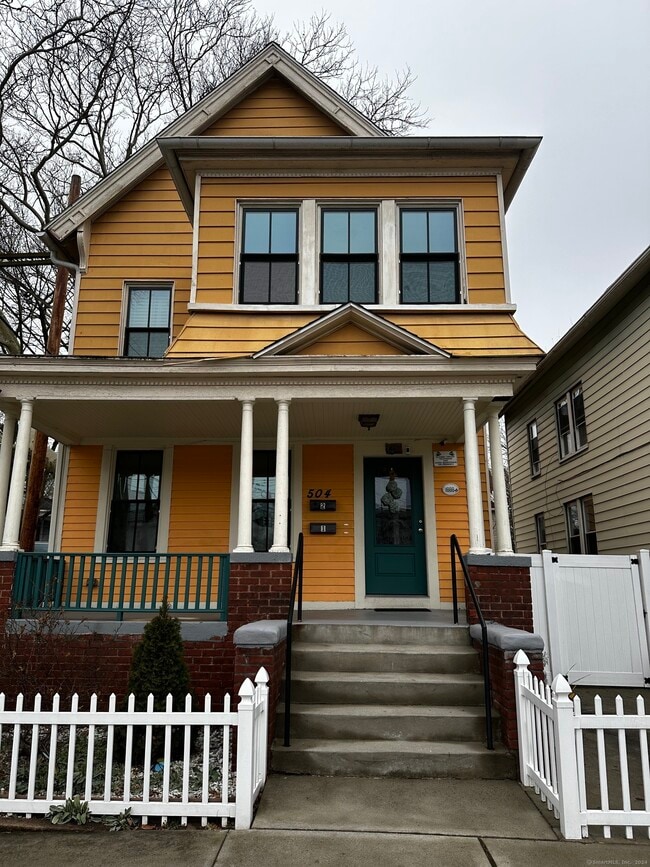 Building Photo - 504 Dixwell Ave Rental