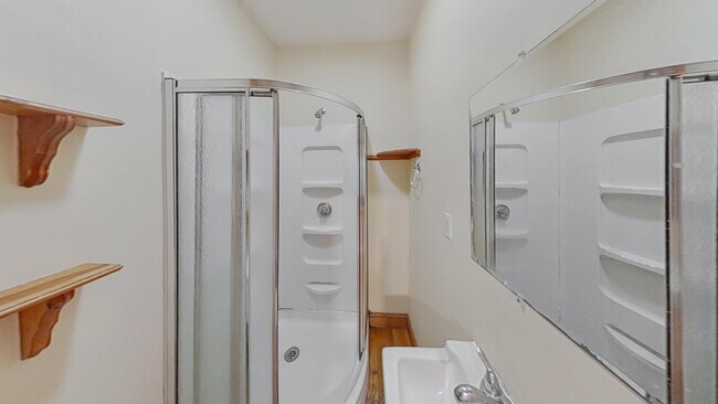 Building Photo - 6 Carmel St Unit 3 Rental