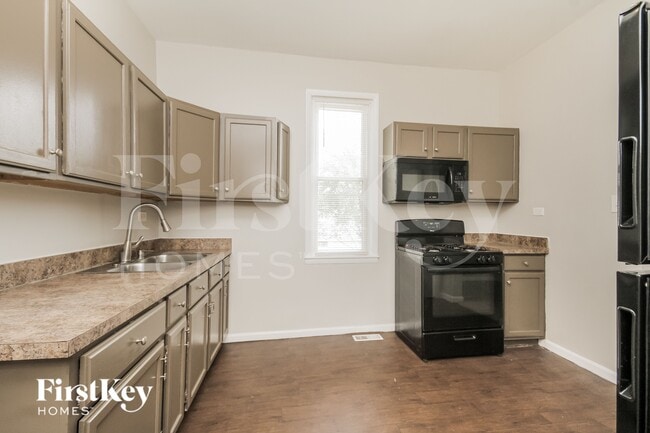 Photo - 14522 S Short St