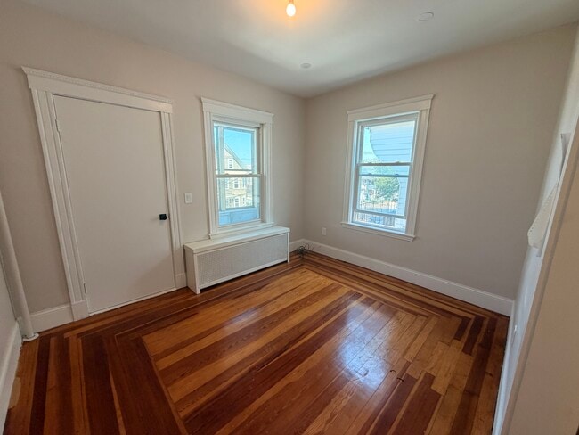 Photo - 25 Warner St Unit 2