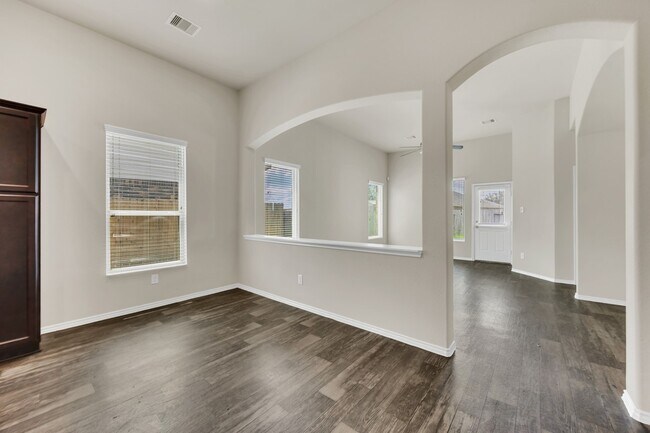 Photo - 5227 Victoria Lndg Trl