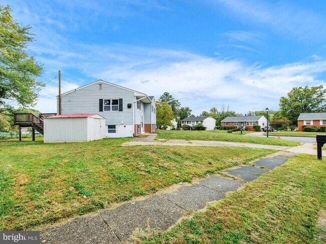 Photo - 4001 Starbrook Rd