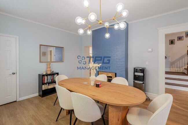 Photo - 211 Park Ave