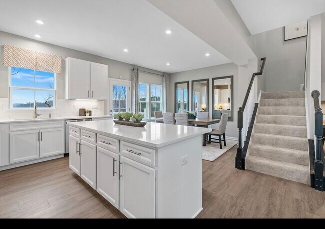 107 Leah Dr