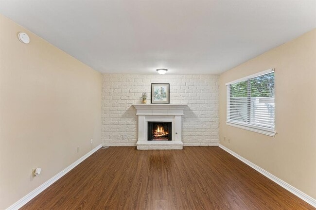 Building Photo - 8340 Fathom Cir Unit 103