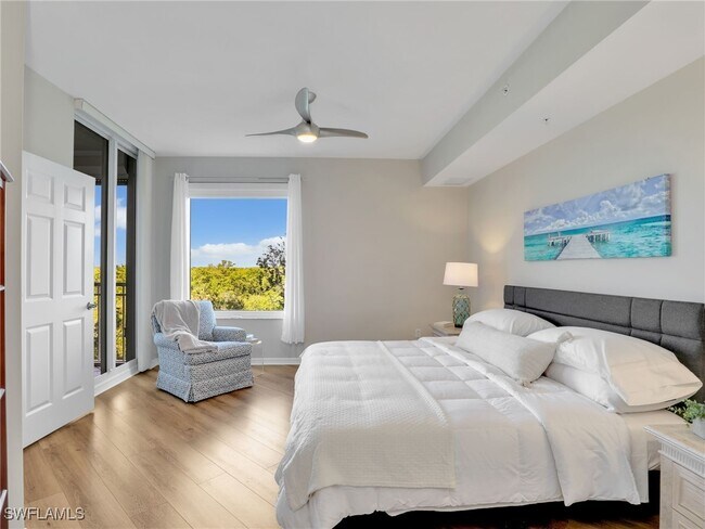 Building Photo - 1001 Arbor Lake Dr Unit 102