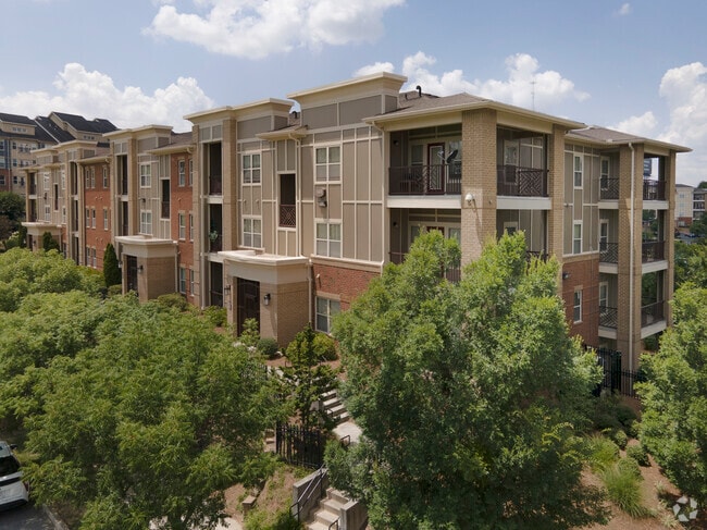 Photo - Veranda At Auburn Pointe