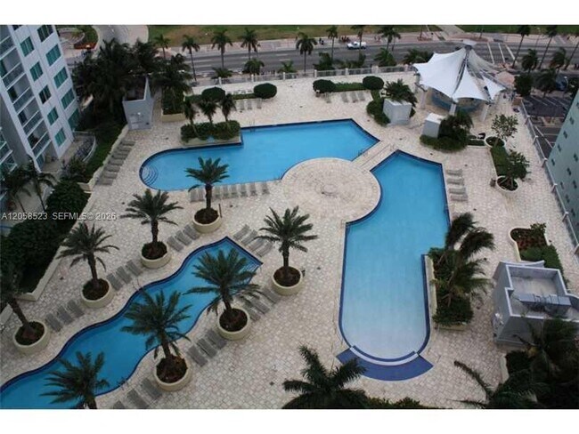 Photo - 244 Biscayne Blvd Unit 250