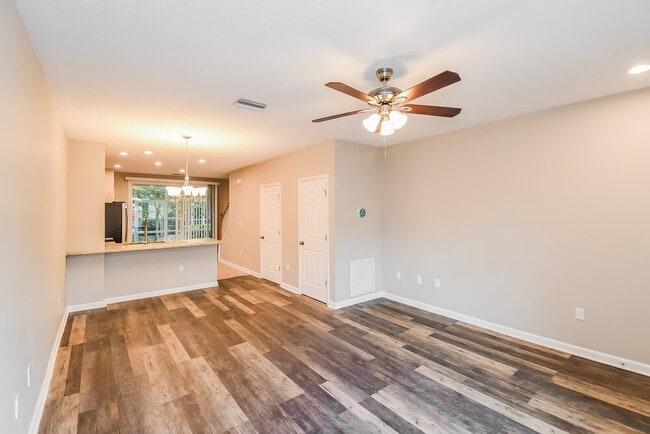 Photo - 8126 Summer Palm Ct