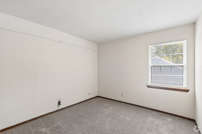 1BR, 1BA - 760SF - Bedroom