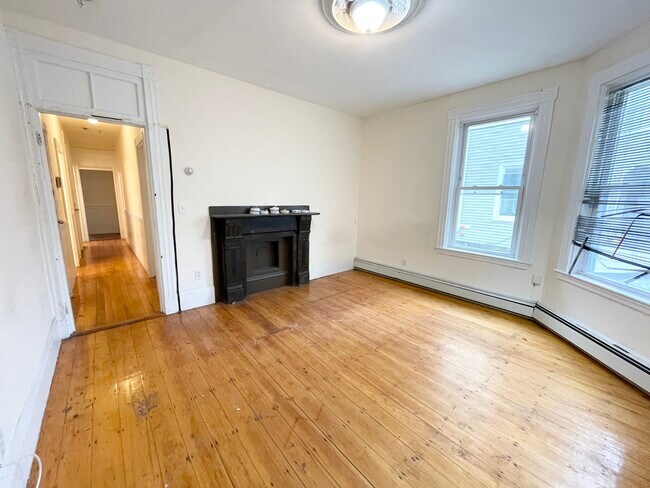 1 Folsom Ave