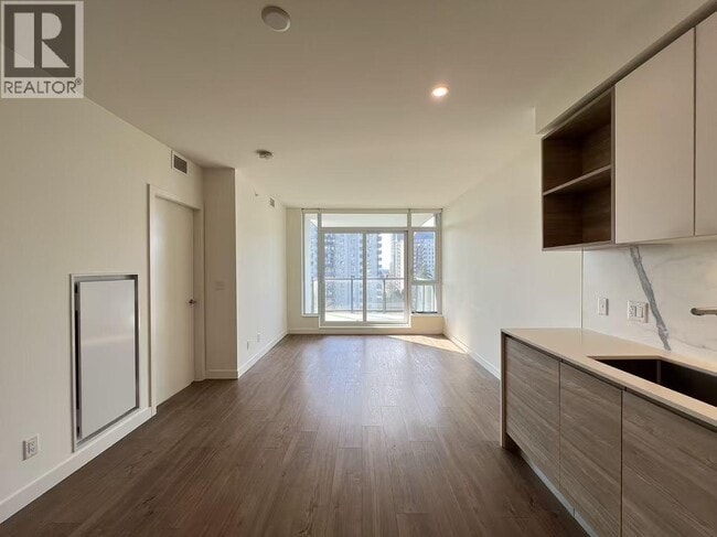 Photo - 585 Austin Ave Unit 808