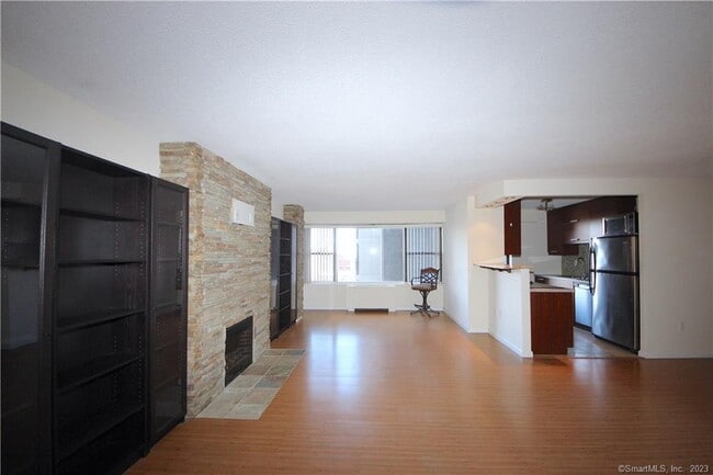 Photo - 44 Strawberry Hill Ave Condo Unit 2G