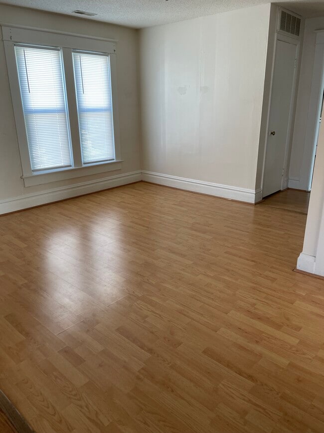 Photo - 1312 Park Ave Unidad #2