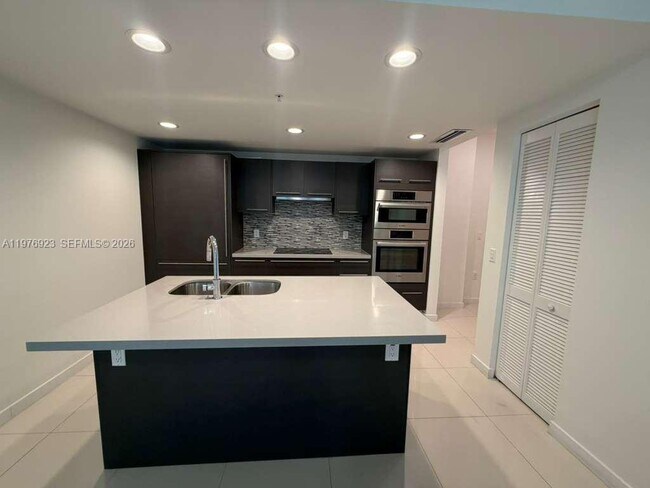 Photo - 7875 NW 107th Ave Unit 211