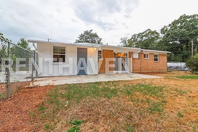 Photo - 301 Oregon Trail