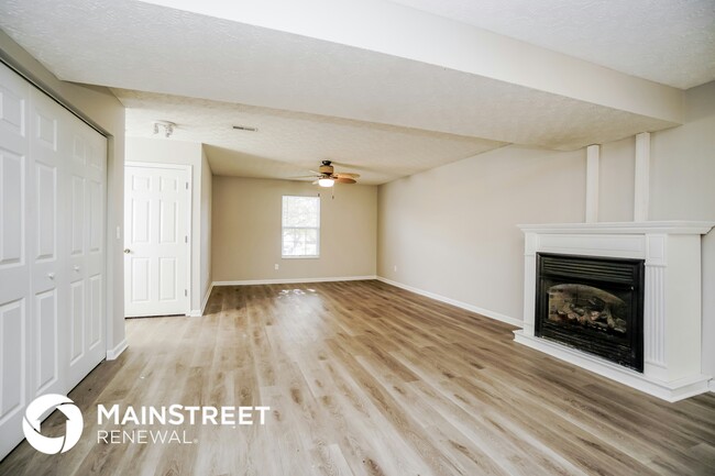 Photo - 933 Meadow Downs Trail