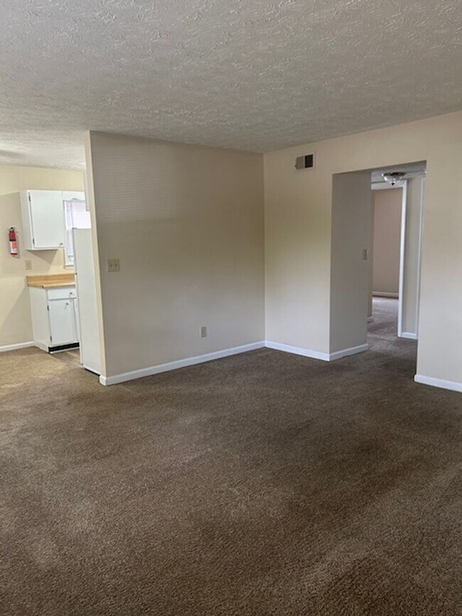 Photo - Camelot 2 Bedrooms. 1st Floor Apartment.  ...