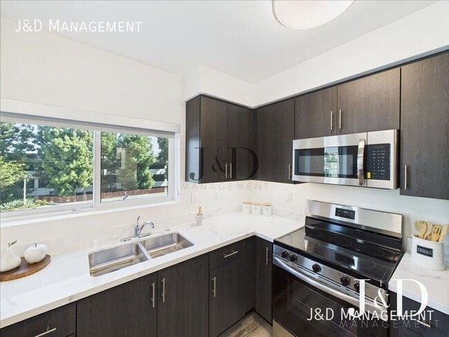 Photo - 6195 Montezuma Rd Unidad Type A - Private Room in 4bed, 2bath