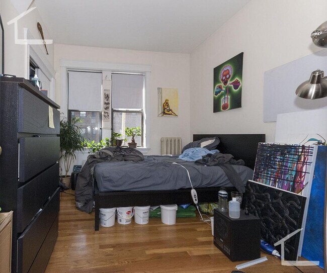 Photo - Available 6/1 or 9/1!