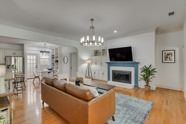 Photo - 1811 Forest Meadow Ln Unidad ID1019488P