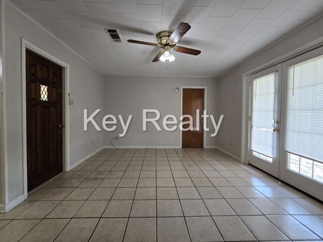 Photo - 6108 Coco Dr