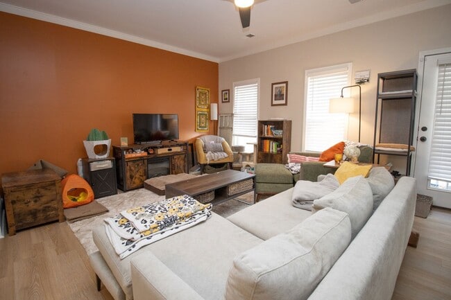 Photo - 2 bedroom/2.5 bathroom townhouse in Arsenal Hill